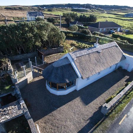 Storytellers Cottage Ballycotteen Exterior photo