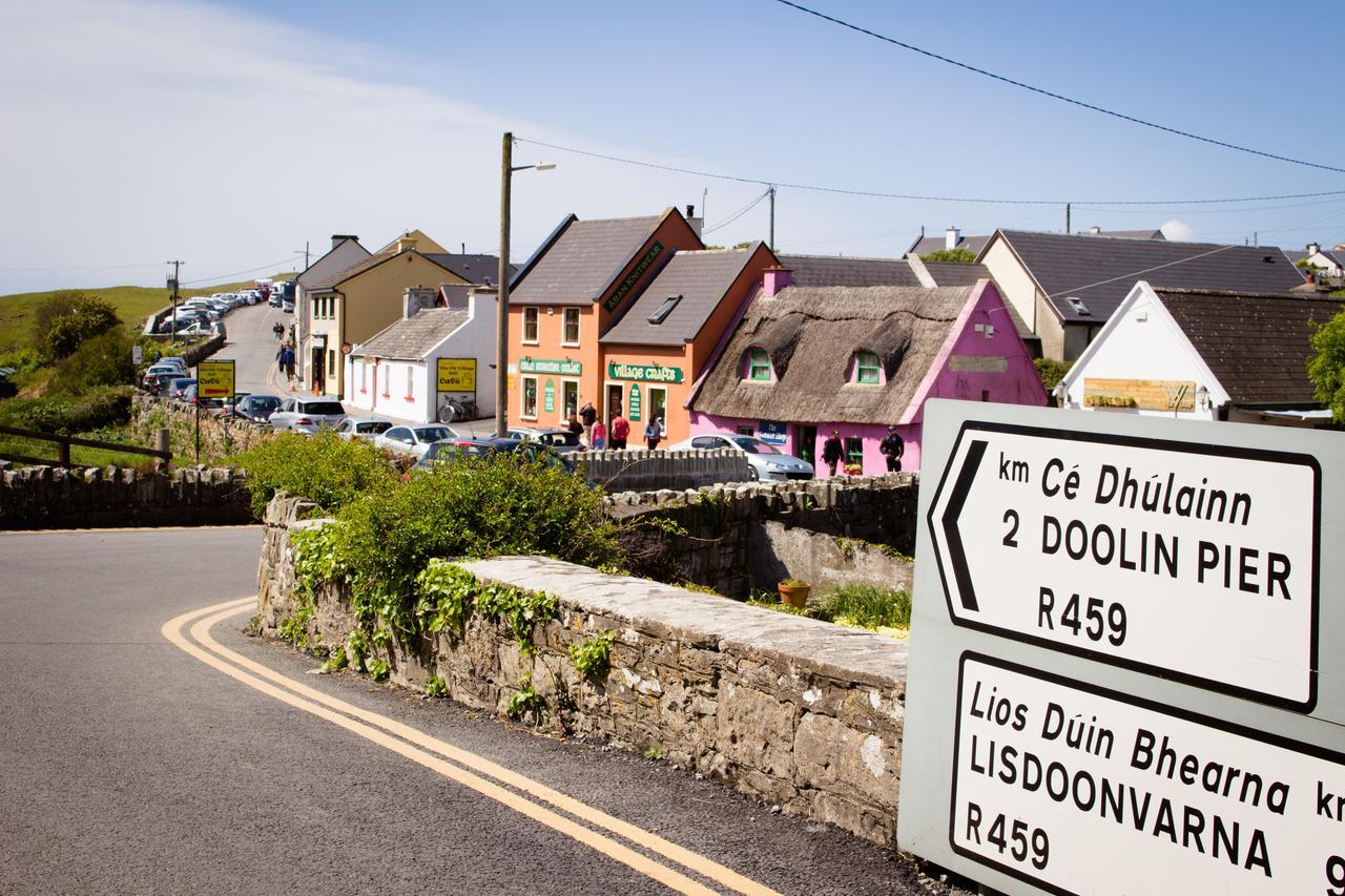 Storytellers Cottage Ballycotteen Exterior photo